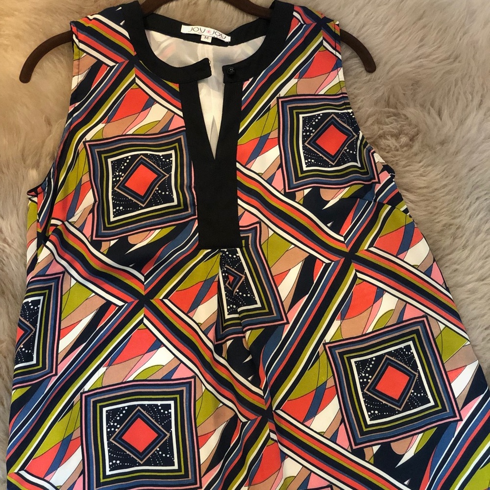 Sleeveless blouse